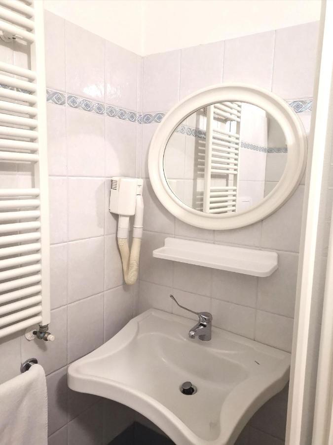 Hotel Alcazar Rimini Eksteriør billede