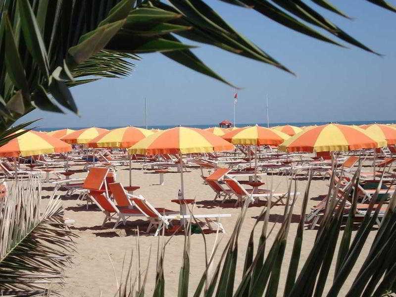 Hotel Alcazar Rimini Eksteriør billede